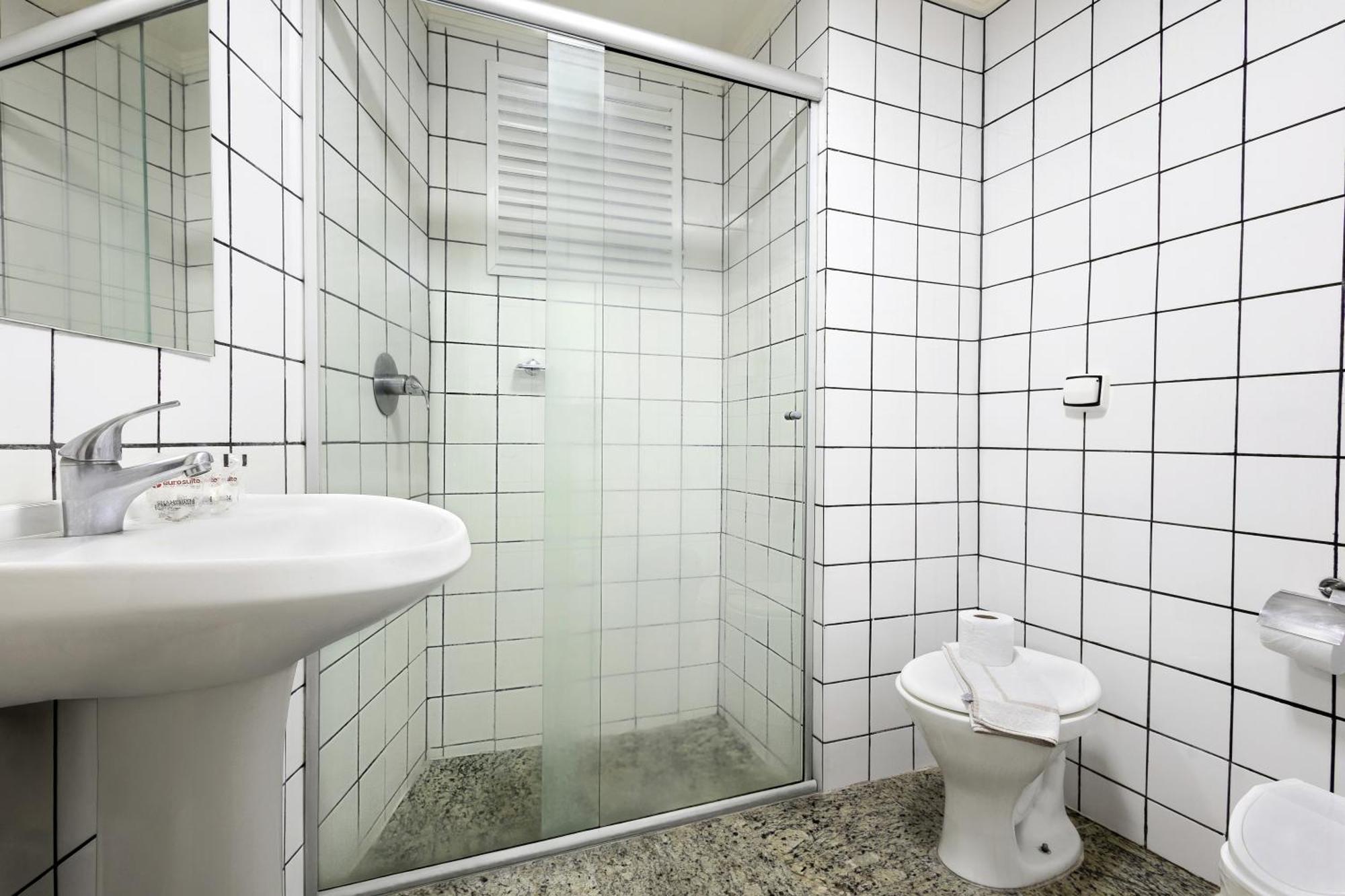 Hotel Euro Suite Sao Paulo By Nacional Inn - A 600 Metros Da Rua 25 De Marco Ngoại thất bức ảnh